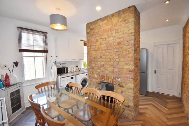 Wow! Stunning Brixton room with All Bills inc!!!  Main Photo