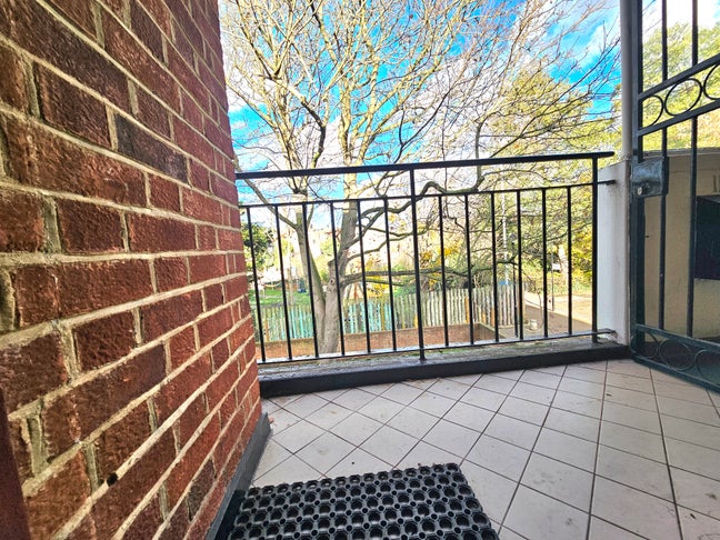 Apartment - Private Outdoor Area-Stoke Newington Main Photo