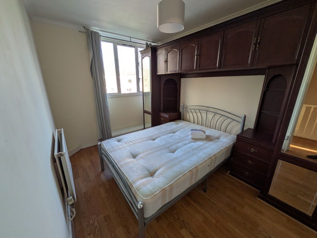 ✨ 4 Modern Double Rooms Available – E1  Main Photo