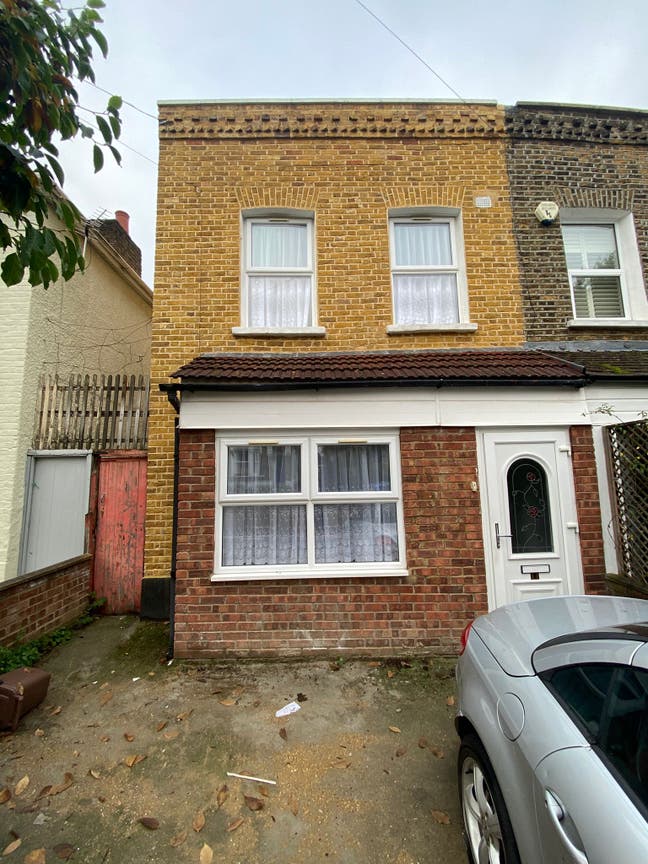 4 Bedroom House Near Walthamstow Central E17  Main Photo