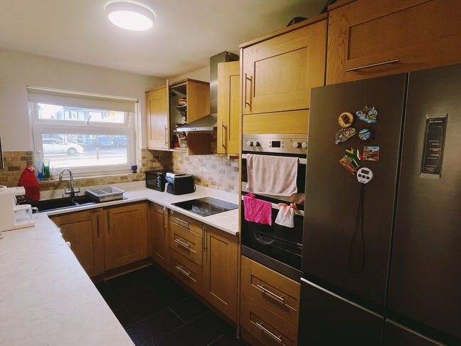 Single room available-move in date 1/2/26 Main Photo