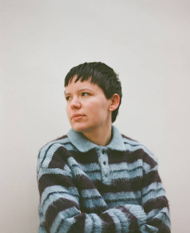 25 y/o looking for clean and respectful house Main Photo