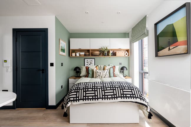 Stylish Studio in Park Street Bristol Main Photo