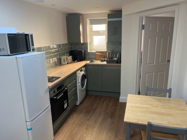 Large two bedroom Studio flat all new  Main Photo