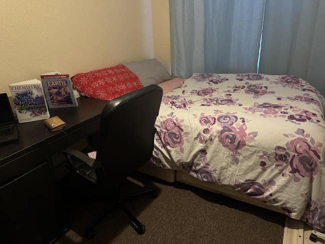 Double Room To Rent Main Photo
