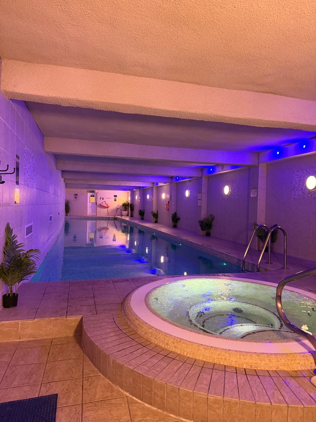 Waterloo apartment  Main Photo