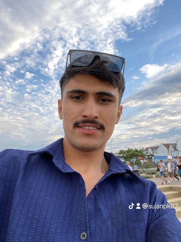 we are 4 friends looking for the rooms in sam... Main Photo