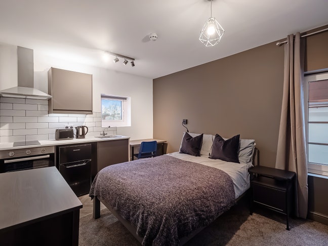 ***Stylish Studio close Derby City Centre*** Main Photo