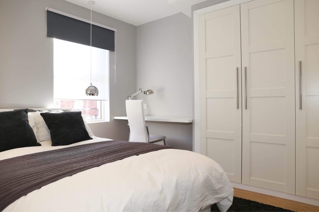 Modern Double Room- Bills Included Main Photo