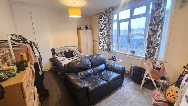 Very large double room Main Photo