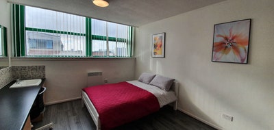 All Inclusive Spacious Room in Central Liverpool Main Photo
