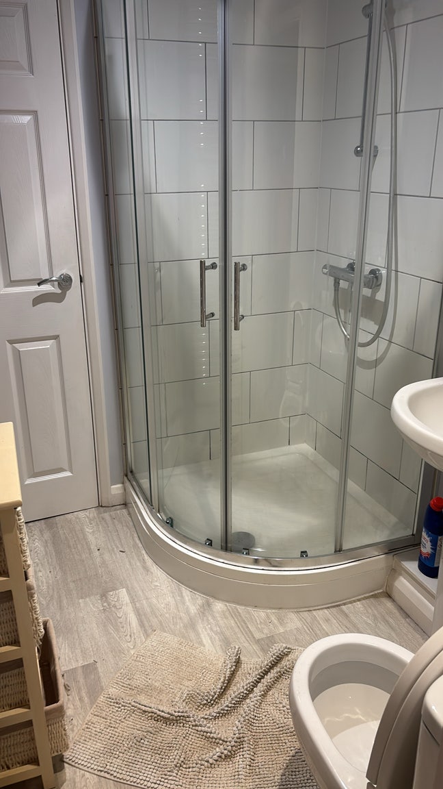 Rooms available Main Photo