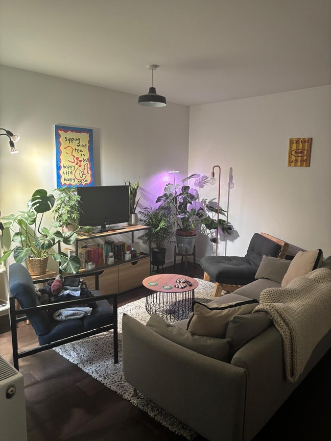 Double room w/ En-Suite just off Chatsworth Road!! Main Photo