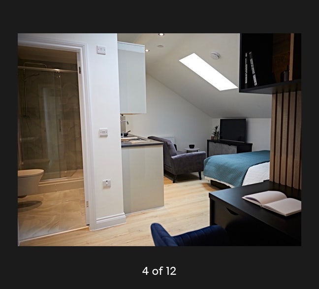 Modern Studio apartment in Leeds City Centre Main Photo