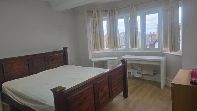 Bright Double room with views Main Photo