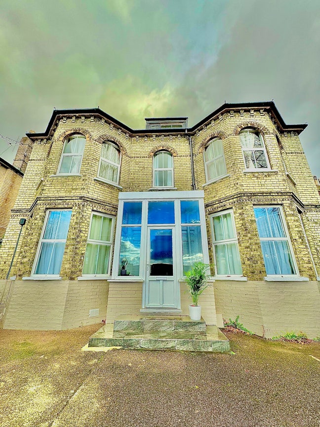 House Share Accommodation Main Photo