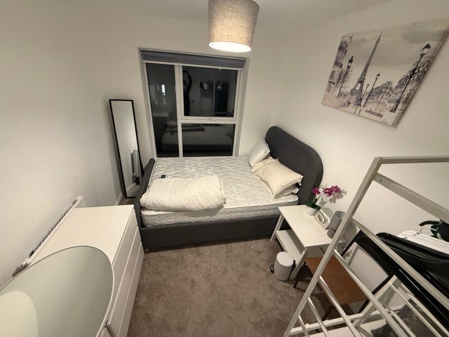 1x Double Room with shared bathroom in Prescot Main Photo