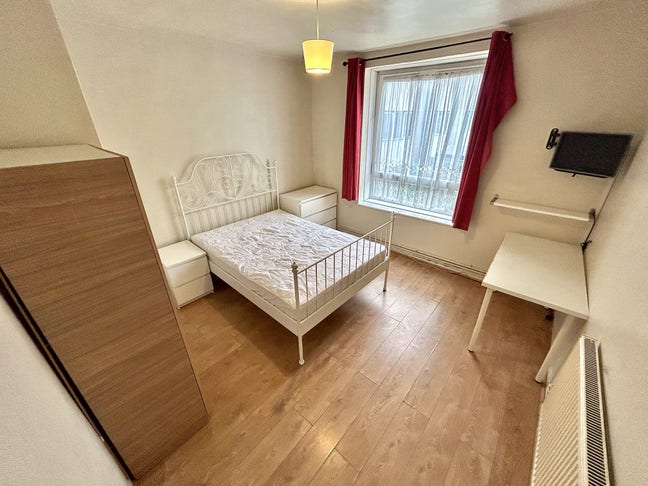 2 Double rooms in Bow E3 - All Bills Included Main Photo