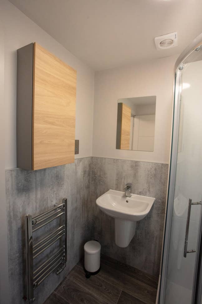 🚂 🚌 🚴 🚶🏼 Easy commute to Watford Junction Main Photo