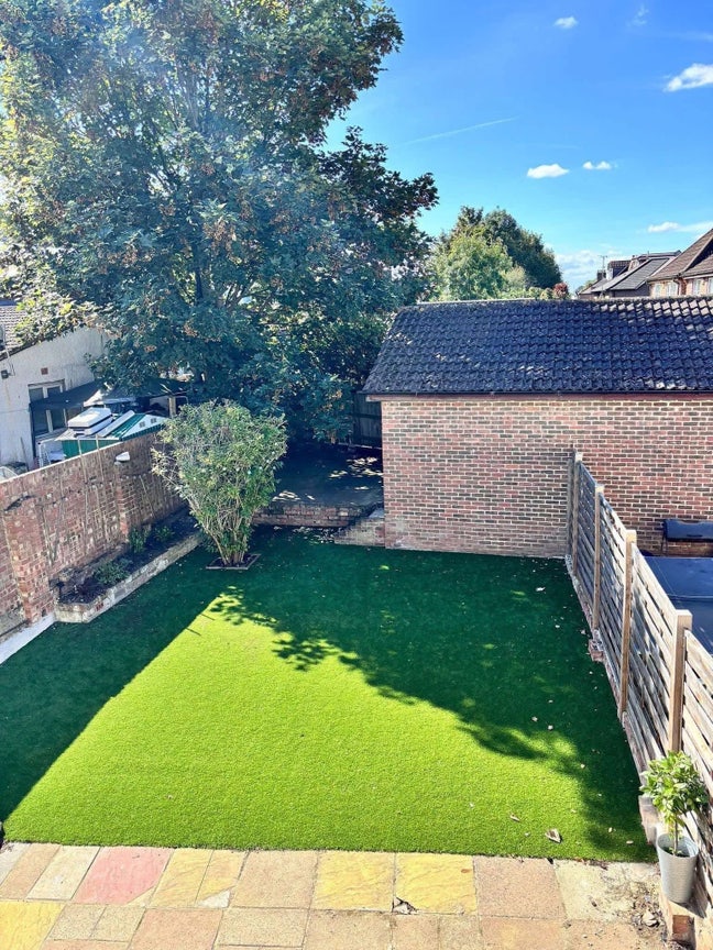 Large double room available in Tooting! Main Photo