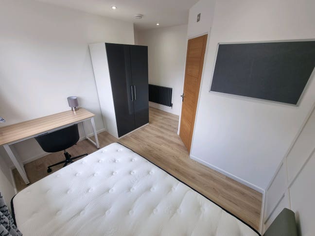 PhD/PG only- Ensuite Double Rooms- 10mins to Uni Main Photo