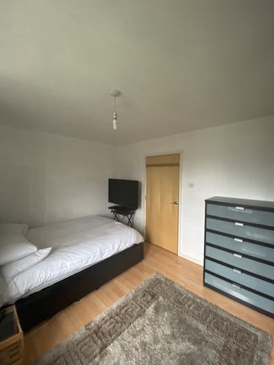 Large Double Room for rent!  Main Photo