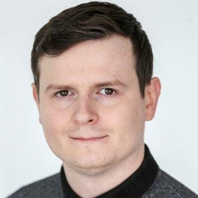 Professional Male seeks a double room Main Photo