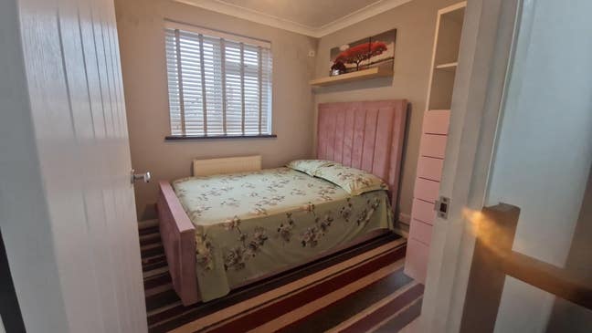 Double Bedroom to Rent in Semi Detached 3 Bedroom  Main Photo