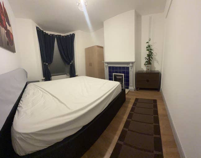 Furnished room to let  Main Photo