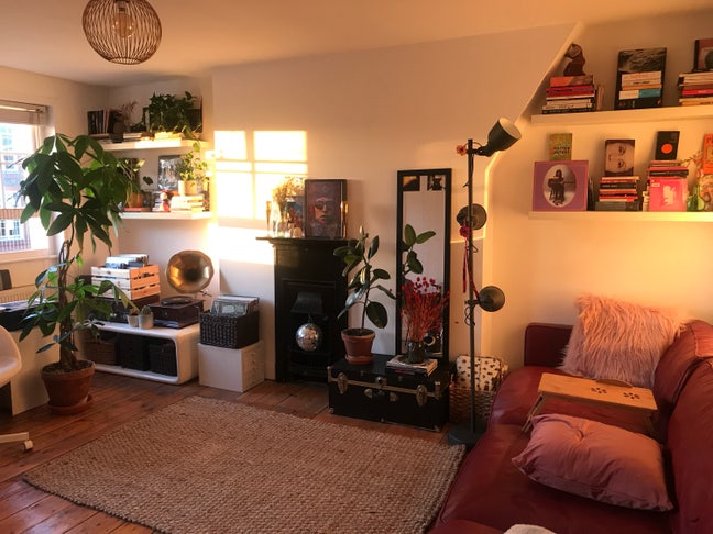 Sunny Room in 2 Bedroom Dalston Flat with Garden Main Photo