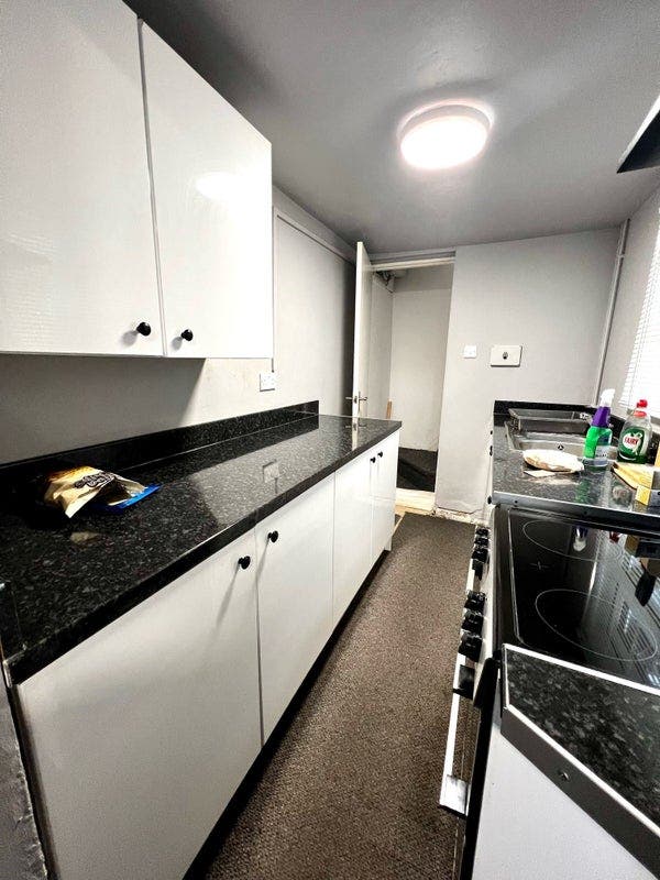 Cozy 1 Bedroom Flat available in Gillingham Main Photo