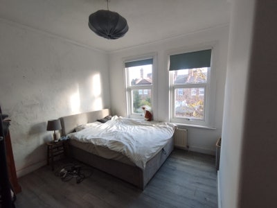 Large bedroom in 2-bed house in Walthamstow E17 Main Photo