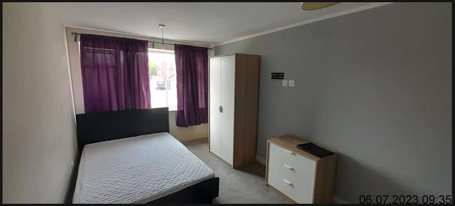 Large en suite rooms with bills included Main Photo