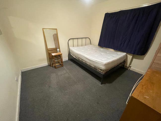 Double Room to Let – Springfield Mount NW9 0SL  Main Photo