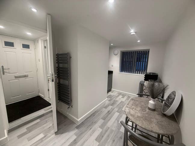 Newly built, fully furnished self-contained studio Main Photo