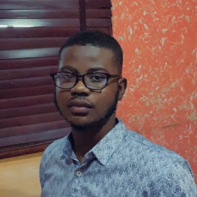 Professional Male seeks a single or double room Main Photo