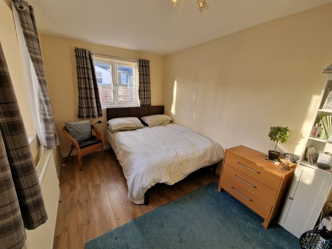 Comfy 1-bed garden flat  Main Photo