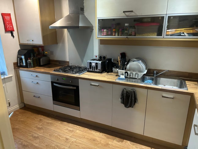 Spacious Room Near UWE – Students or Professionals Main Photo