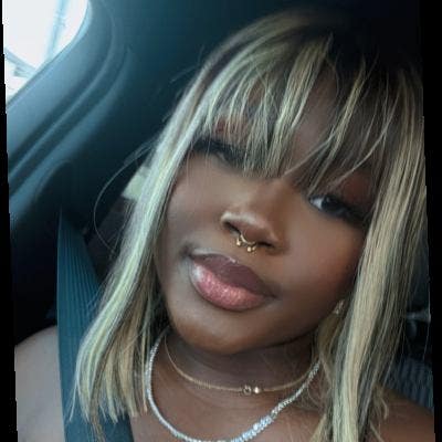 Hello, I’m currently looking for either an... Main Photo