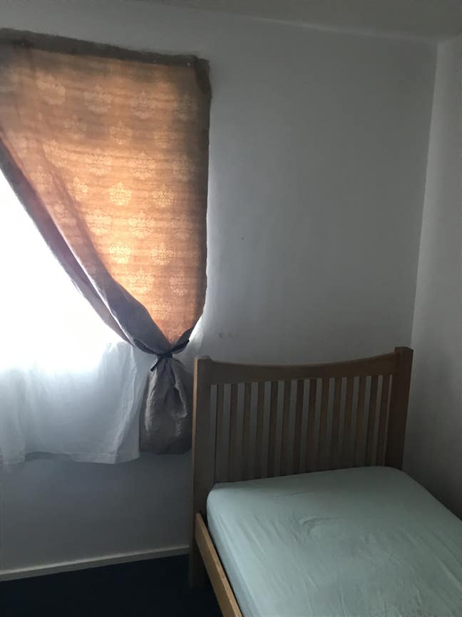 Single furnished room in quiet cul de sac  Main Photo