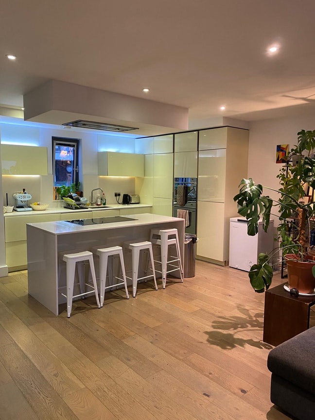 Hackney penthouse  Main Photo