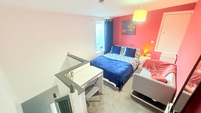 Double Ensuite Room in Shared House Main Photo