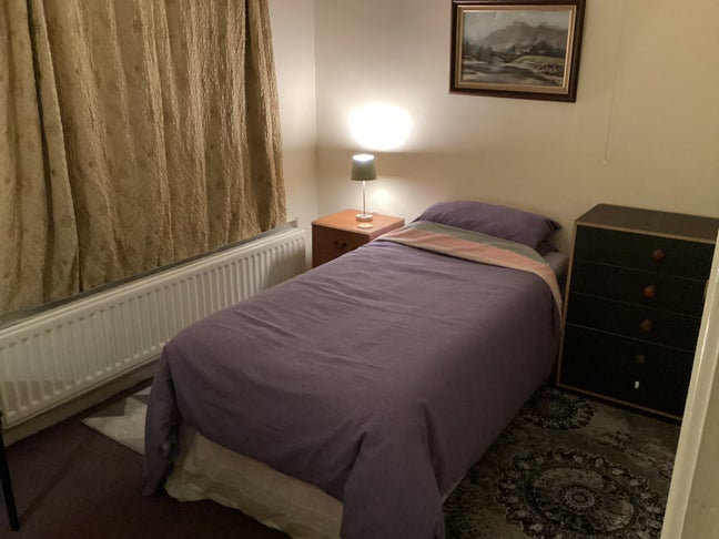 “L’Rence” ‘/“Jon Plz C  Below.£445  from Dec/Jan  Main Photo