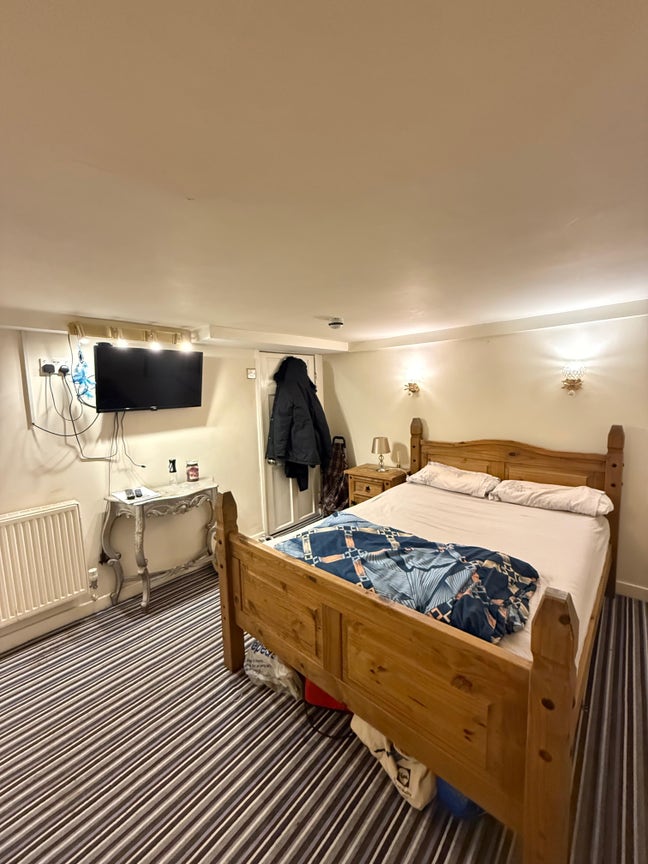 Large Ensuite double room in Harrogate town center Main Photo