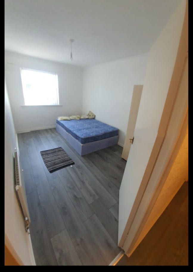 Double bedroom available for rent in Clydebank  Main Photo