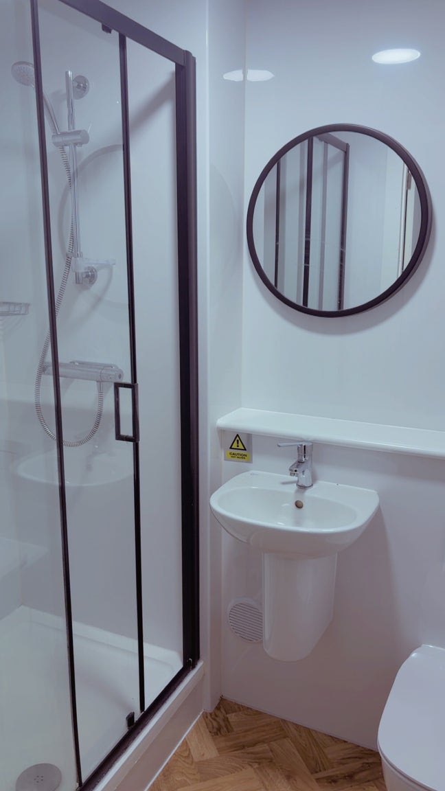 Studio £214 pcw Birmingham • View on map B19 Main Photo