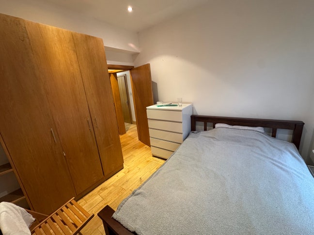 From 23-24 December ! Double room in Old street  Main Photo