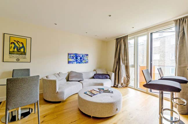 Bright, Modern One-Bed with Private Canal-View Main Photo