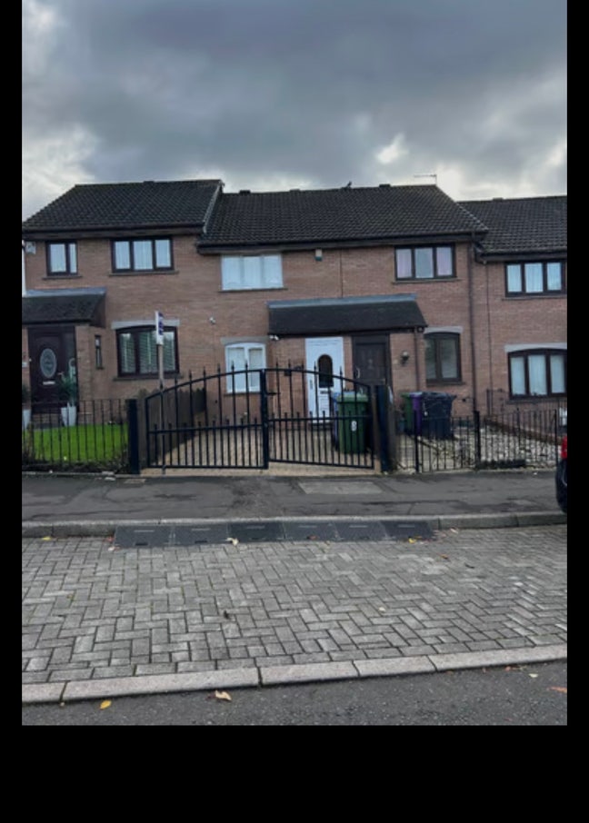 2 Bed property available now & Ready to move  Main Photo