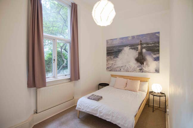 Bright 1 bed flat Holland Park  Main Photo